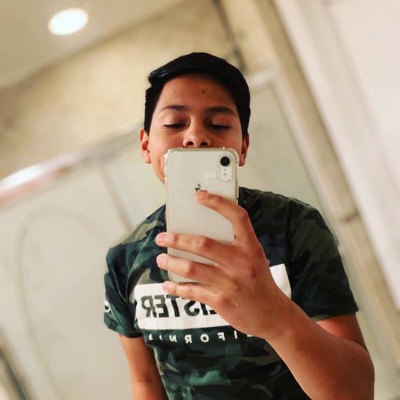 Meet your Posher, Amadeo - Picture 1 of 1